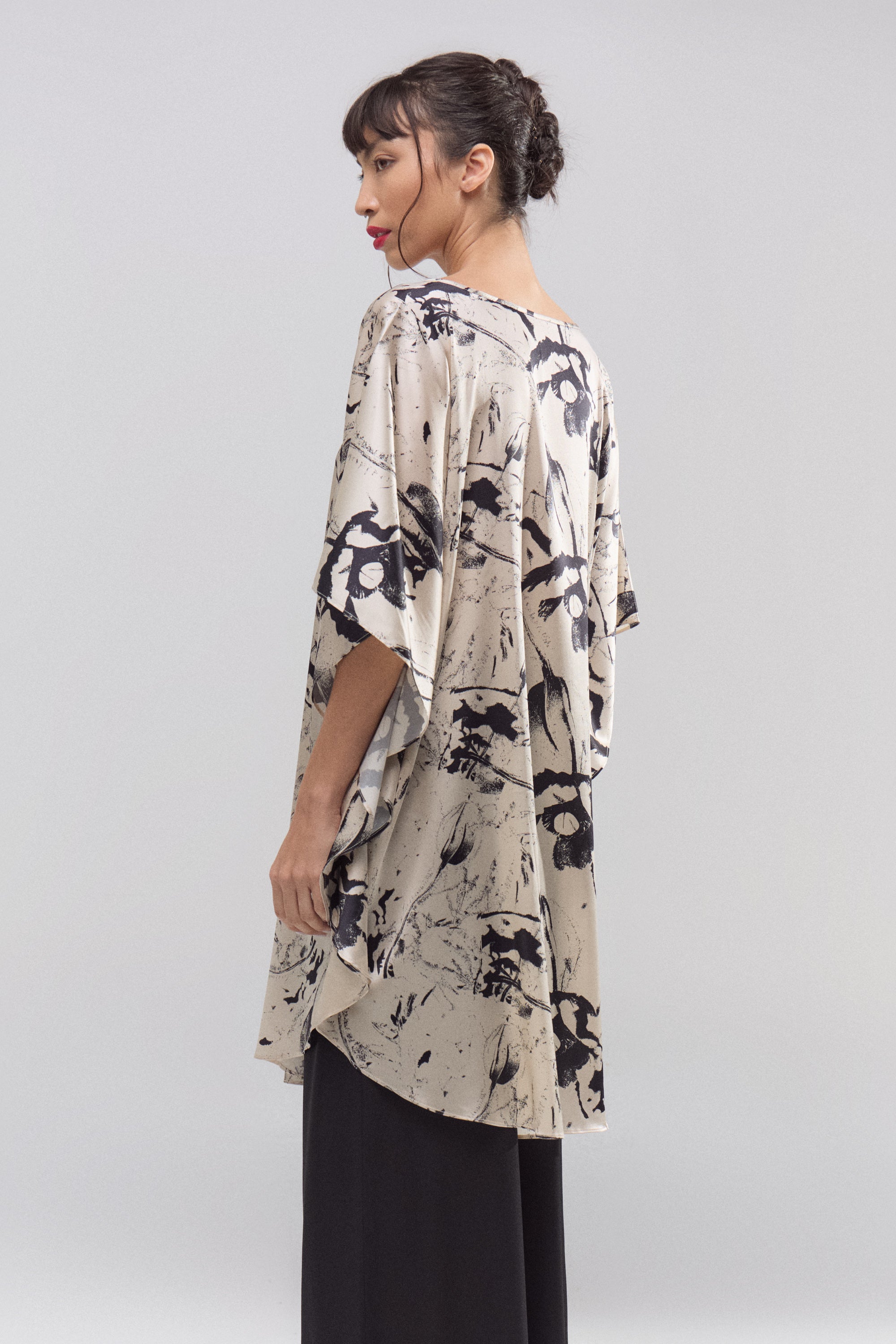 Túnica Marfil de Seda Natural Estampada