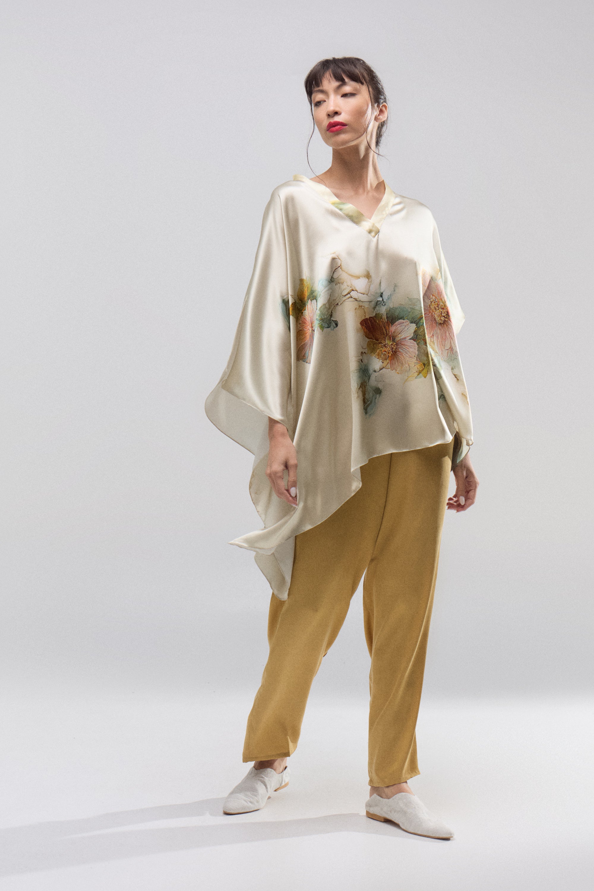 Blusa Magnolia de Seda Estampada