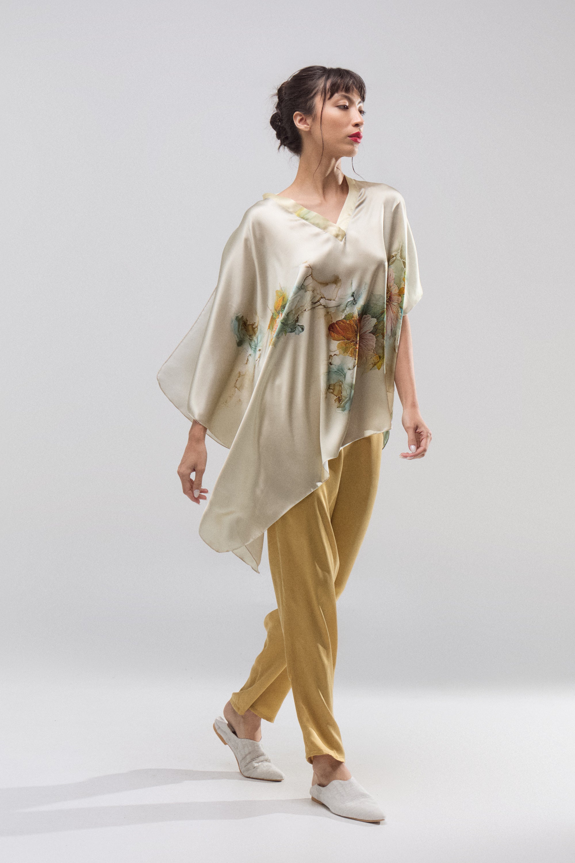 Blusa Magnolia de Seda Estampada