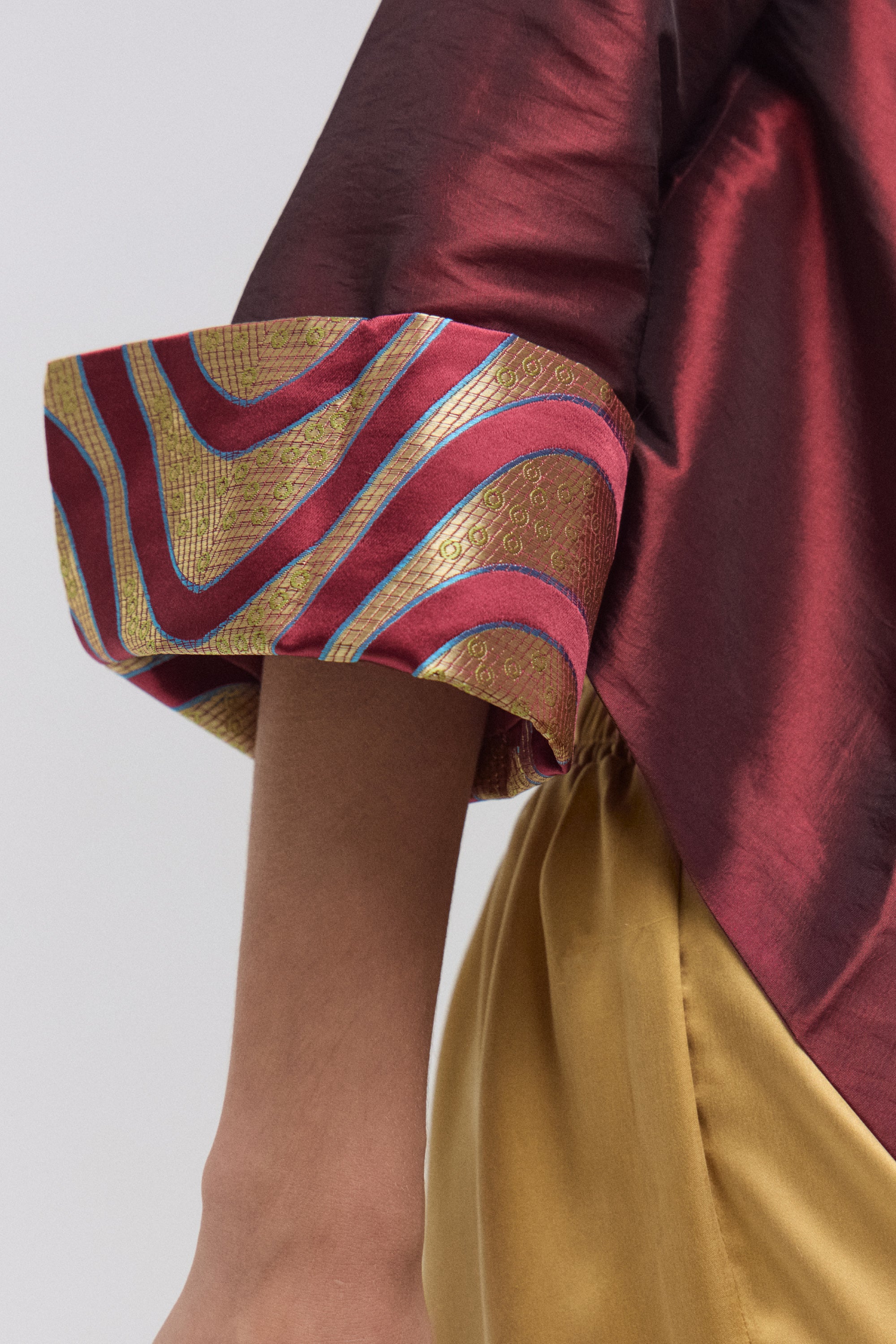 Chaqueta Rubí de Shantung