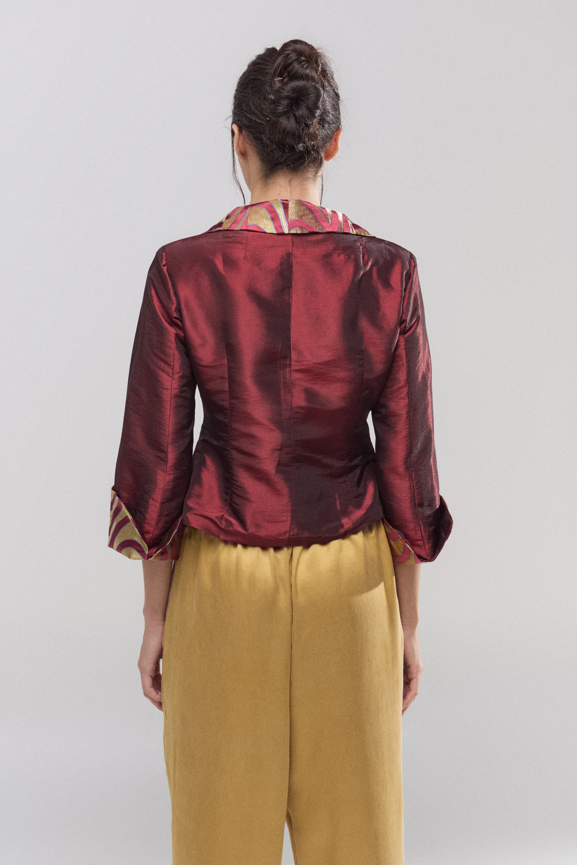 Chaqueta Rubí de Shantung