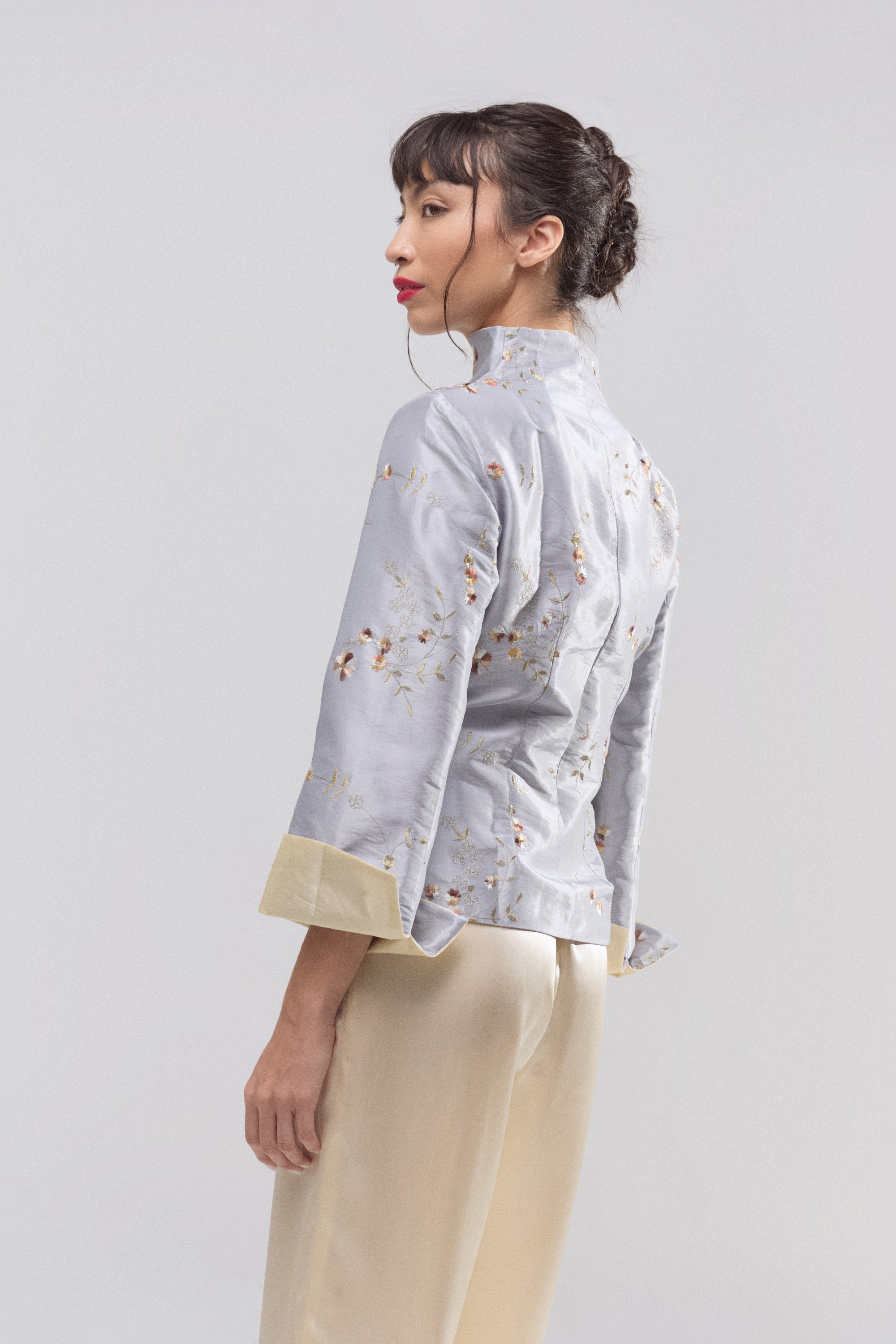 Chaqueta Shantung Flor de Plata