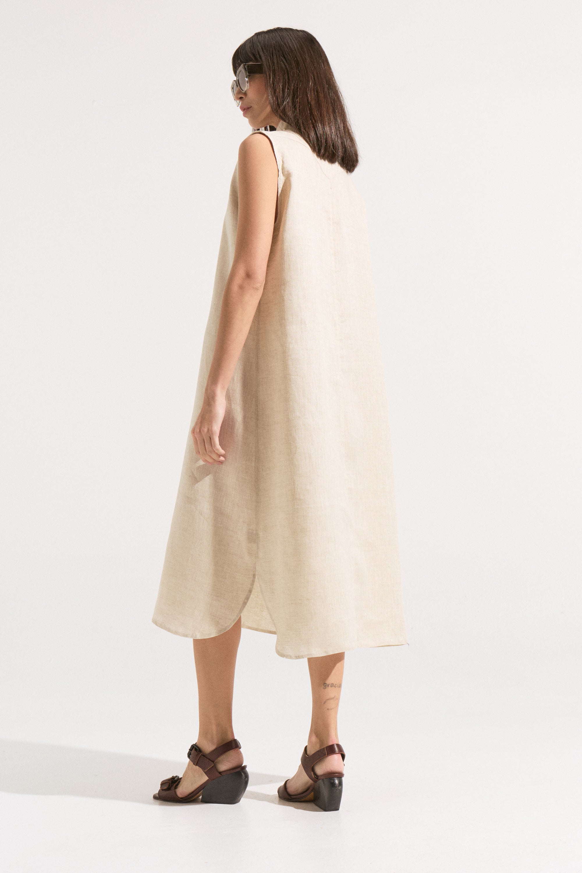 Vestido de Lino “Duna Natural”