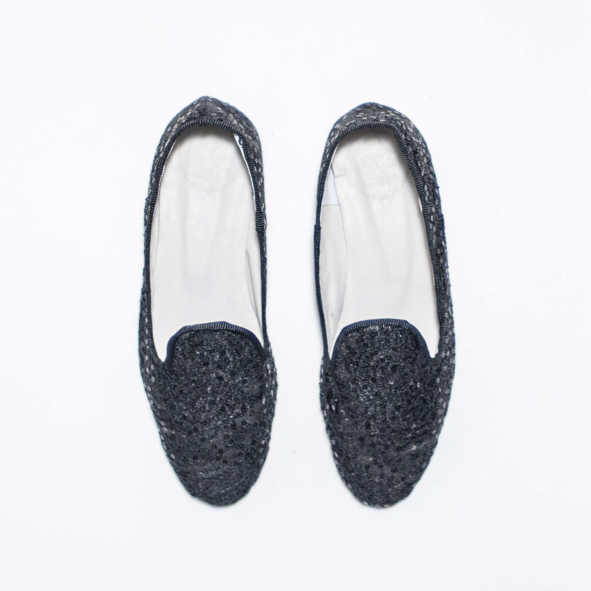 SLIPPERS ORGANZA NEGRA CON LENTEJUELAS