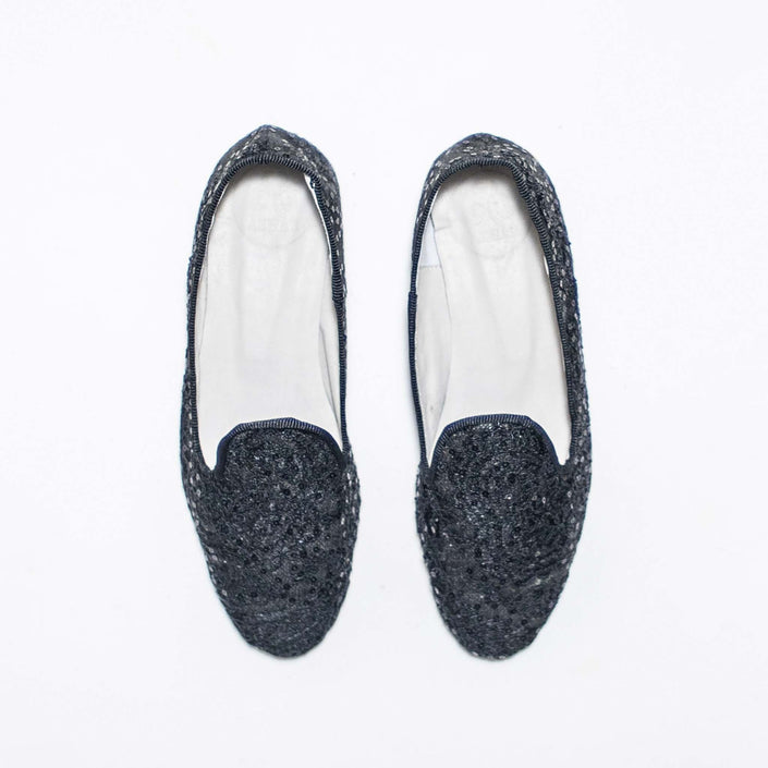 SLIPPERS ORGANZA NEGRA CON LENTEJUELAS