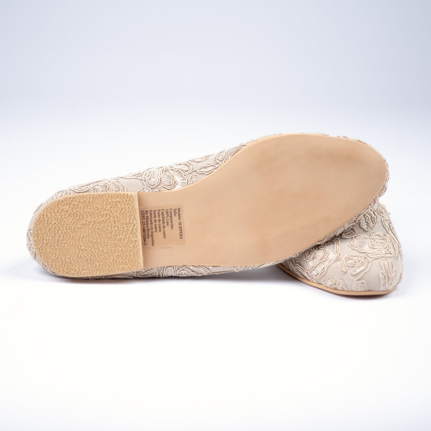 SLIPPERS ORGANZA BORDADA NUDE